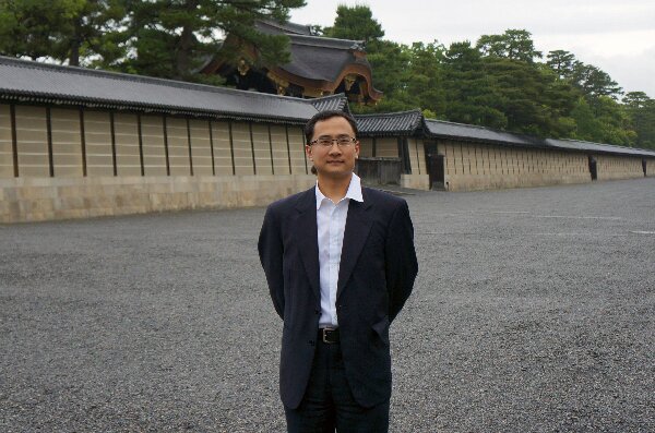 秦刚-材料学院.jpg 秦刚-材料学院.jpg