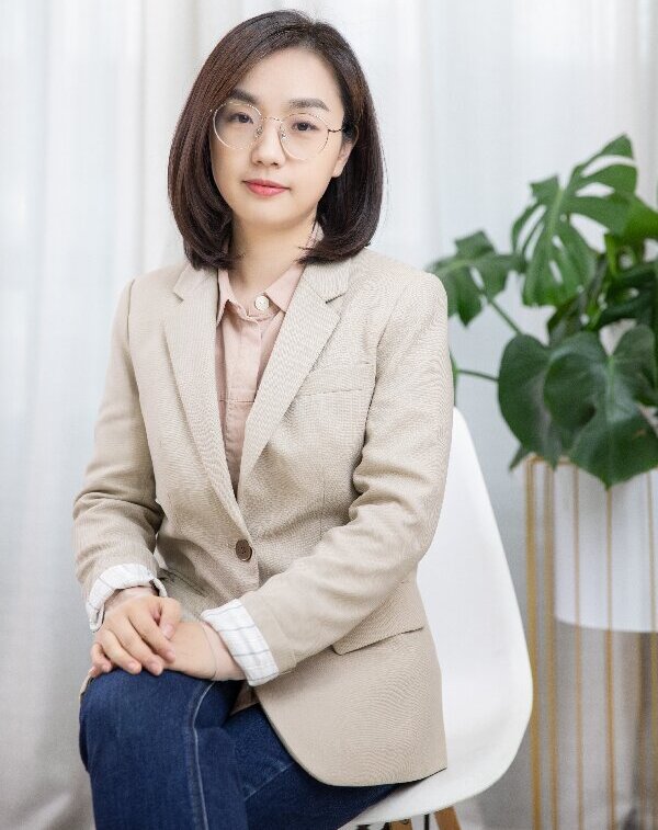 邱莎莎生活照.jpg 邱莎莎生活照.jpg