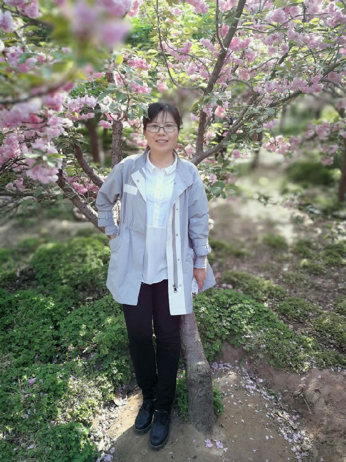 王莉生活照.jpg 王莉生活照.jpg