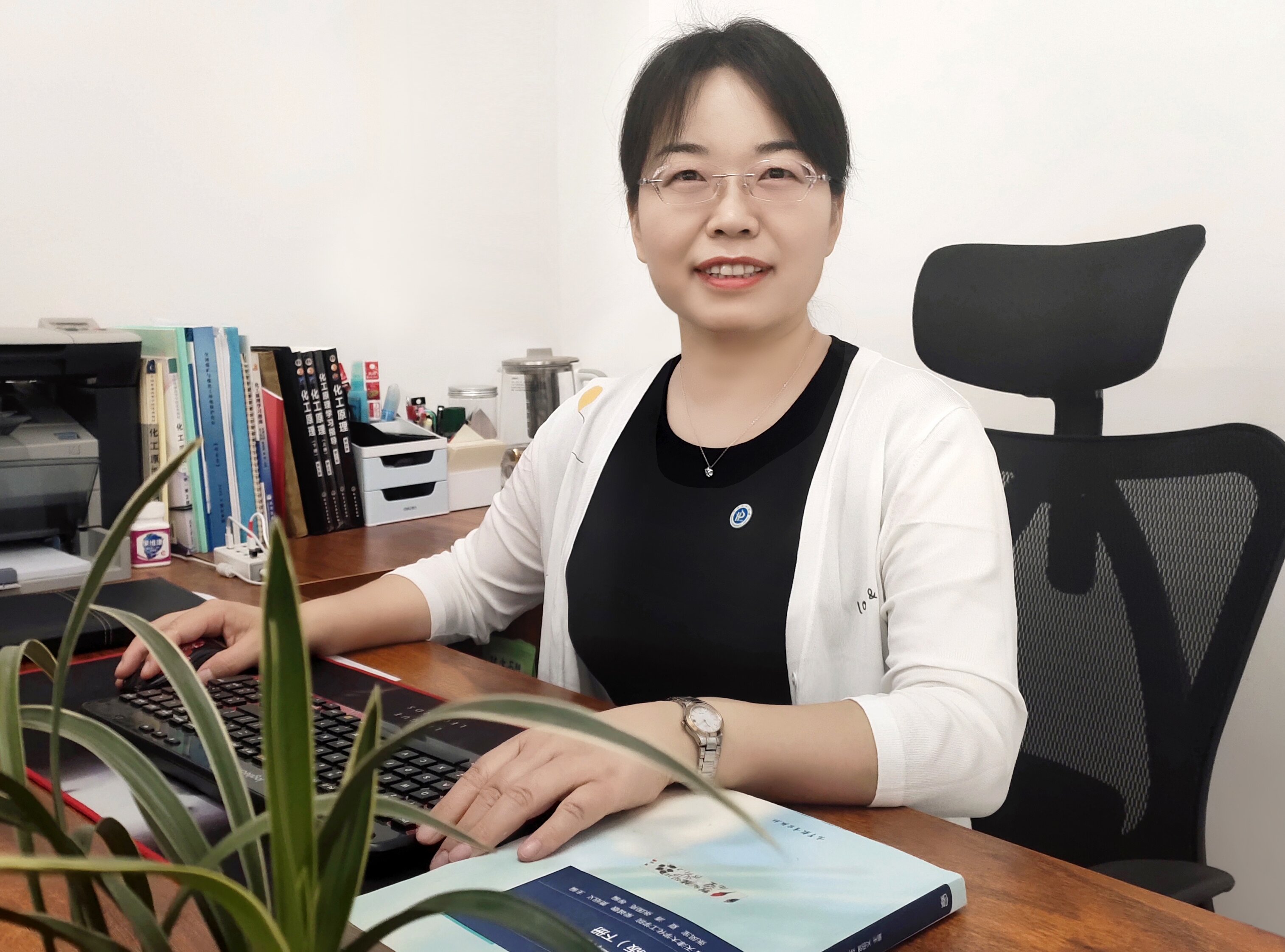 仪桂云.jpg 仪桂云.jpg